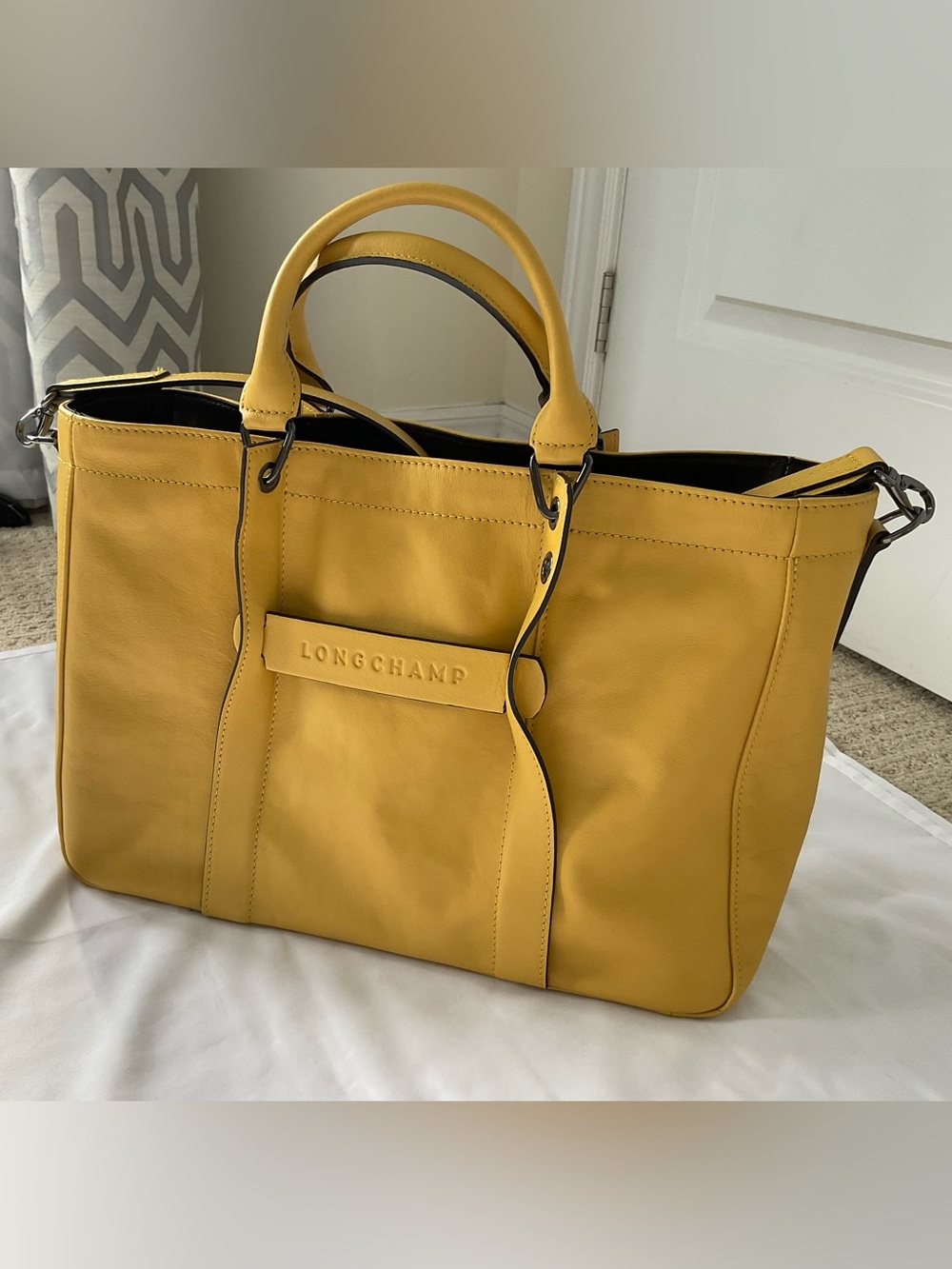 Longchamp Mustard 3D Tote  Yellow Leather Tote Bag Purse EUC
